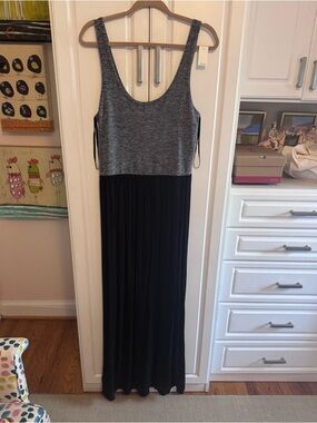 Lou and grey medium maxi dress, NWT